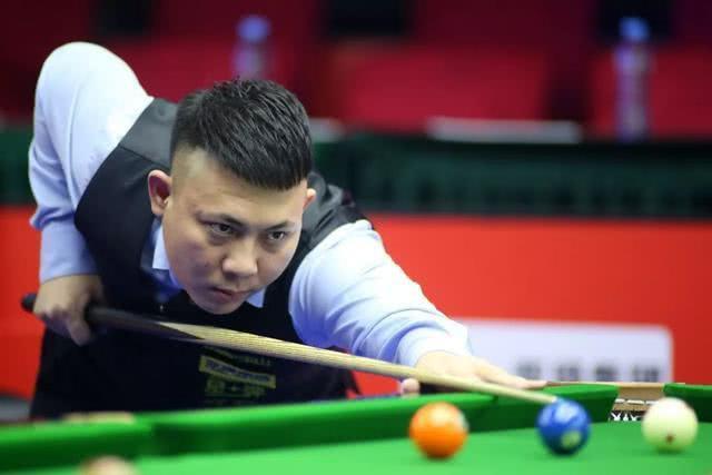 2名观众到 2名观众到