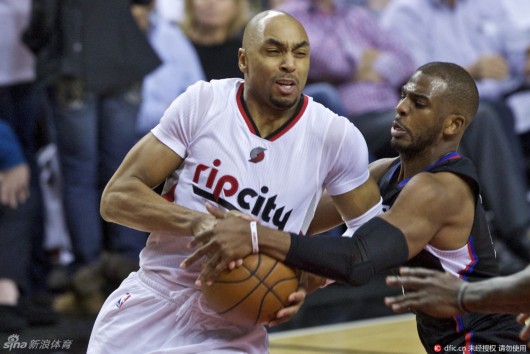 于比赛场地 于比赛场地