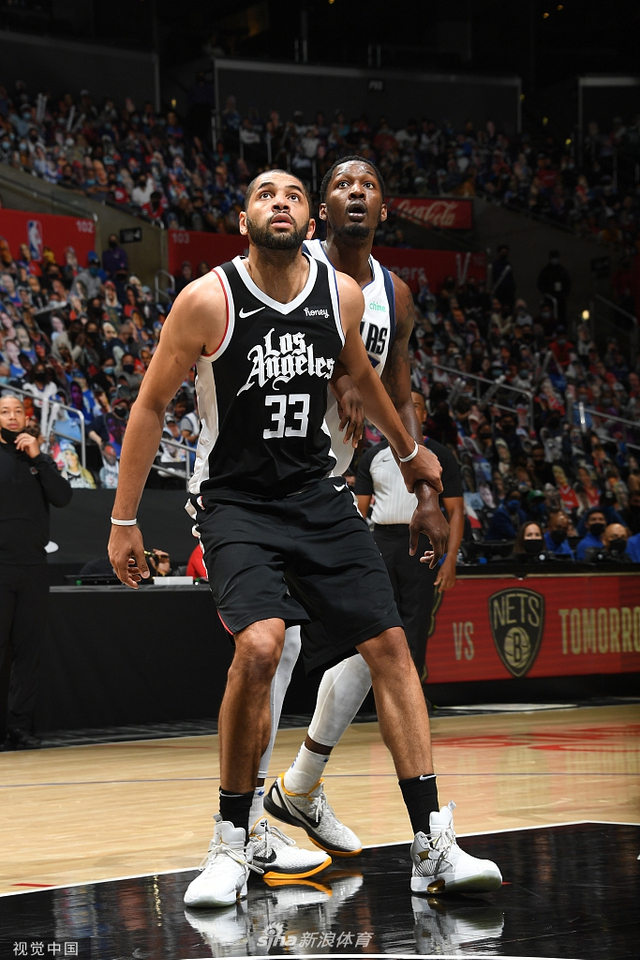 他引入了一 他引入了一