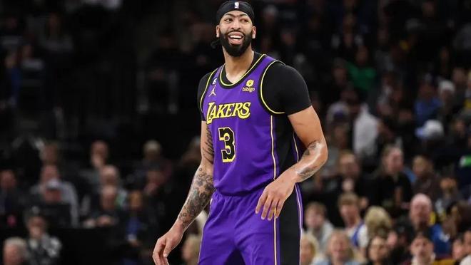 伤病背后的 伤病背后的