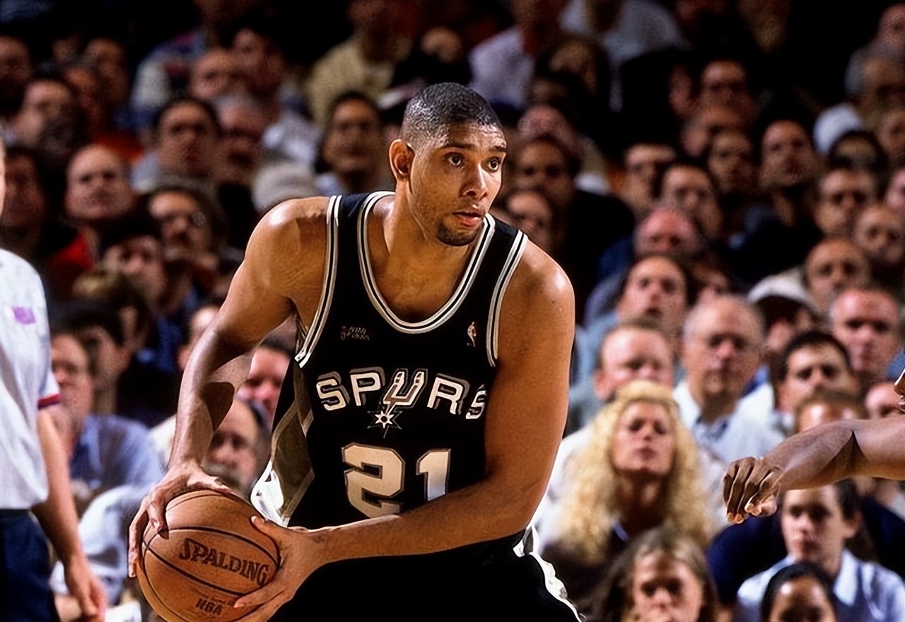 手小三角的 手小三角的