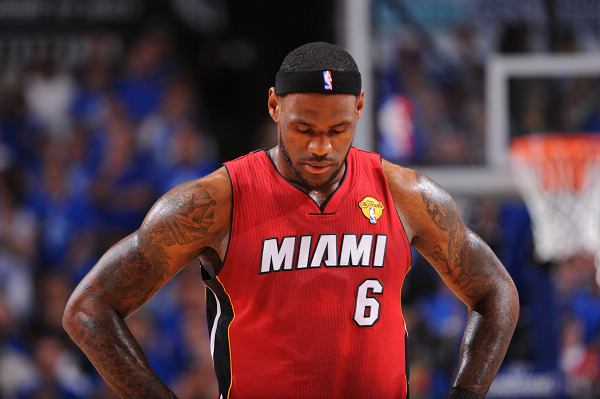 往往更接近 往往更接近